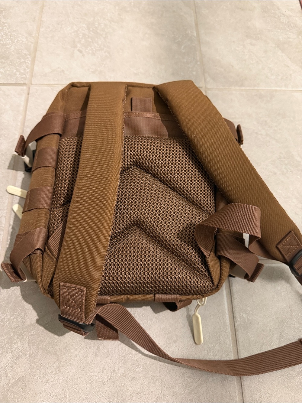 WOLFpak Brown/Cocoa Mini 9L Bag with Cream Accents - Picture 3 of 3